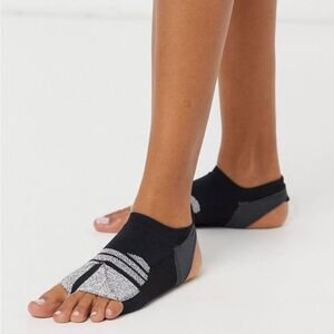 Nike Studio Footie Grip Socks